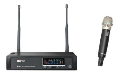 Mipro tr�dl�s mikrofons�t med h�ndholdt mikrofon 668 ~ 692 MHz