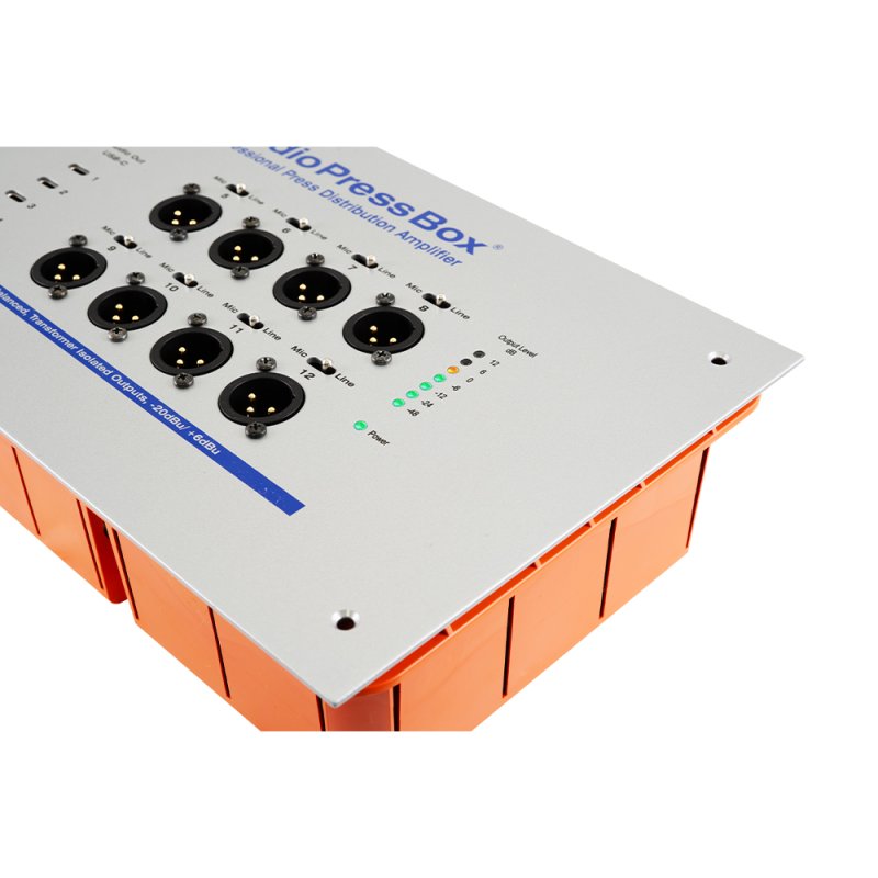 AudioPressBox audiosplitter til installation in-wall 1 Dante og 8 mic/line out + 4 x USB-c