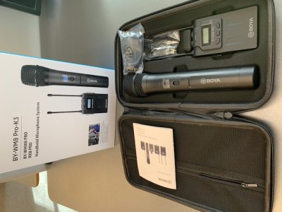 Boya Tr�dl�st kamera set med dubbel mottagare och 1 handh�llen