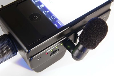 Fostex AR-4i Audio interface unit for iPhone4