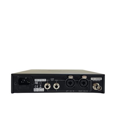 JTS In ear monitor system med IE-1 ear plugs 518-542 MHz