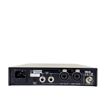 JTS In ear monitor system med IE-1 ear plugs 518-542 MHz
