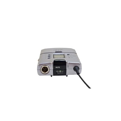 JTS trdlst mikrofonst med hndholdt og beltpack, 2 kanaler 75 MHz Wideband