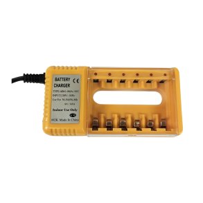 K&M Batteri oplader til AA og AAA batterier