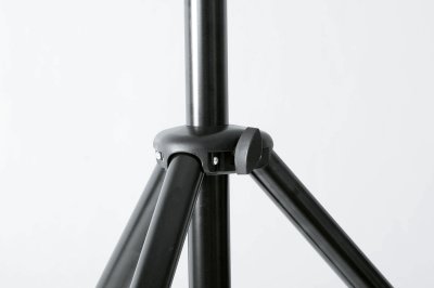 K&M hgtalarstativ stl & alu, svart