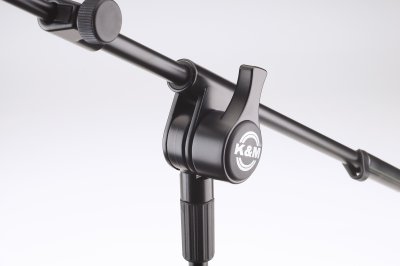K&M mikrofonstativ med variabel galge, heavy-duty, sort