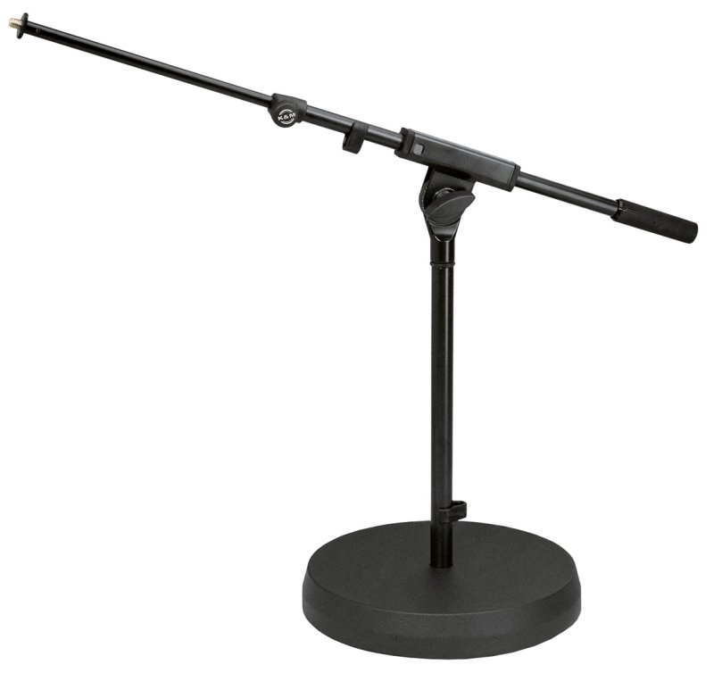 K&M mikrofonstativ 43cm & galge, rund fod, sort