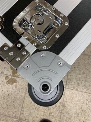 Mackie Axis DC16 Flightcase