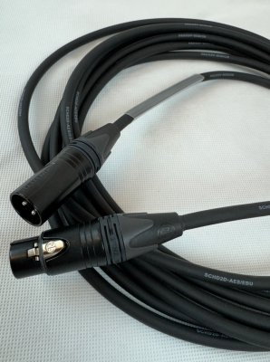 Nexum Mikrofon- og DMX kabel med sorte Neutrik XLR og klar krymp