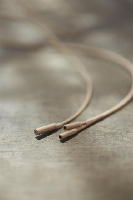 Point Source Audio Embrace lavalier mikrofon dual-Omni, Sort