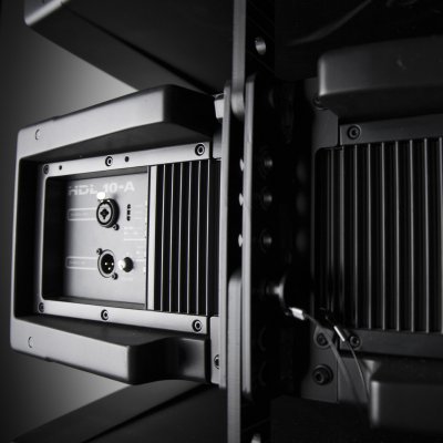 RCF Aktiv Line Array modul HDL10-A 1400W, 133 dB SPL, Hvid