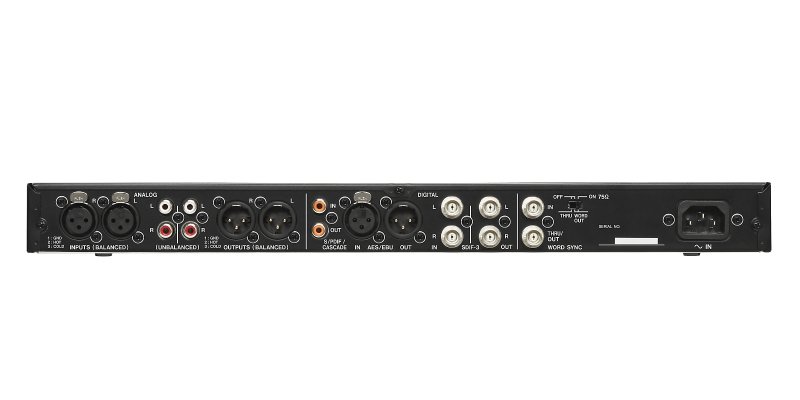 Tascam 2-kanals DSD/PCM master recorder og AD/DA converter
