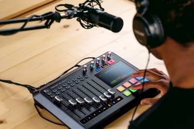 Tascam Mixcast 4 podcast mixer, recorder USB audiointerface