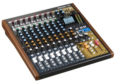 Tascam Model 12 analog mixer og 12 track digital recorder