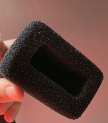 Vindh�tte med logo til R�de Go, f� dit eget eget logo tryk